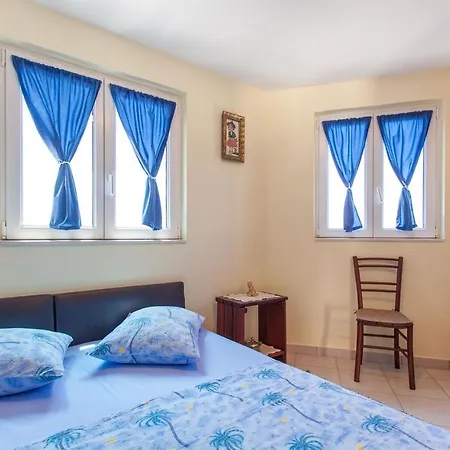 Holiday home House Marta Omis